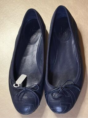 Gucci Navy Leather Bow Ballet Flats